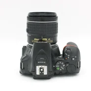 دوربین دست دوم Nikon D5600 Kit 18-55mm
