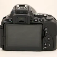Used Nikon D5600 kit 18-140mm camera