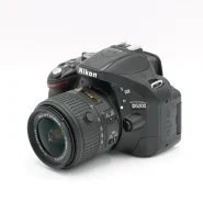 دوربین دست دوم Nikon D5200 kit 18-55mm