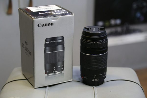 لنز دست دوم Canon EF 75-300mm III