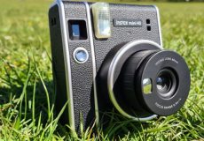 معایب دوربین Fujifilm Instax Mini 40