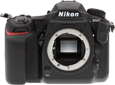 ویژگی های مثبت دوربین nikon D500:
