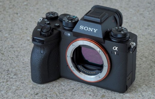 بررسی دوربین Sony A1 و مشخصات آن