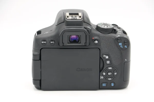 دوربین دست دوم Canon 750D Kit 18-55 STM