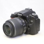 Nikon D90 kit 18-55