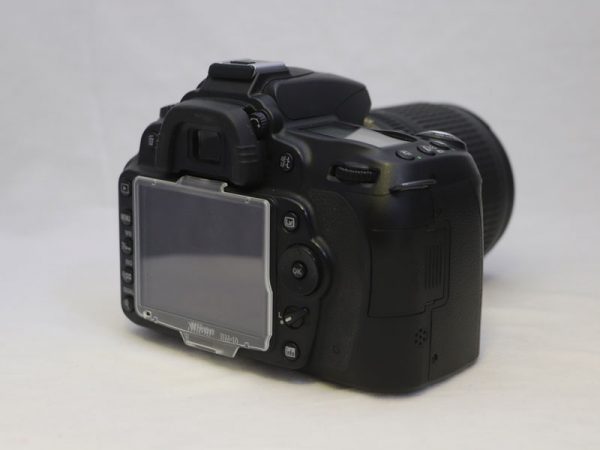 Nikon D90 kit 18-105