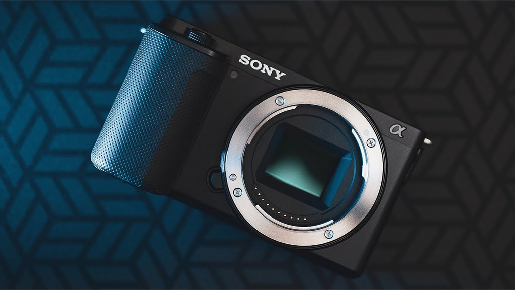 نقد و بررسی دوربین Sony ZV-E10