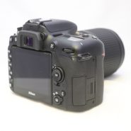 Nikon D7500 Kit 18-140mm f/3.5-5.6 G VR