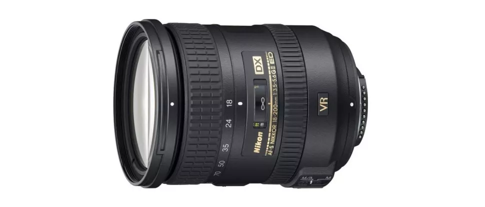 نقد و بررسی لنز Nikon AF-S DX 18-200mm f/3.5-5.6G ED VR II