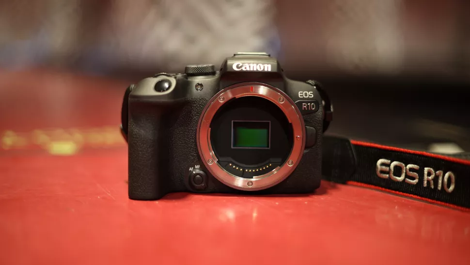 دوربین کانن Canon EOS R10