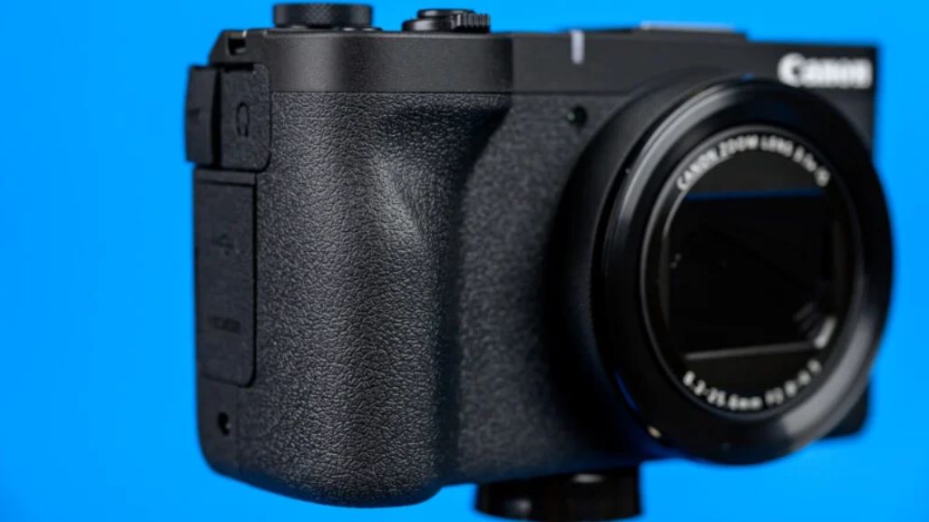 نقد و بررسی دوربین Canon PowerShot V1